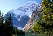 杰伦-格林26+7班凯罗31+6 火箭战胜魔术豪取八连胜.